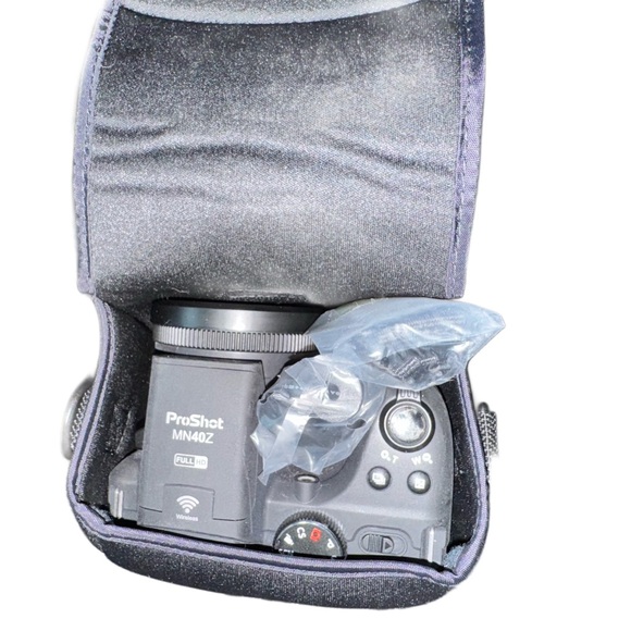 Black Digital Camera with Zoom Lens - Picture 3 of 3